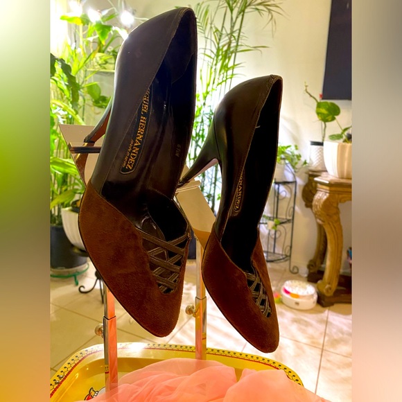 MIGUEL HERNANDEZ CLASSIC HIGH-HEELS - Picture 3 of 6